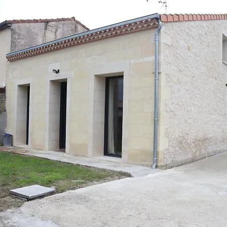 Holiday home Maison Medocaine Familiale *