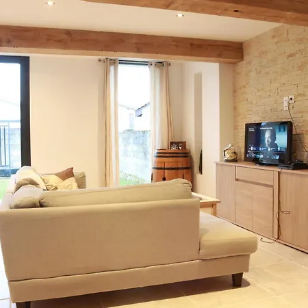 Holiday home Maison Medocaine Familiale *